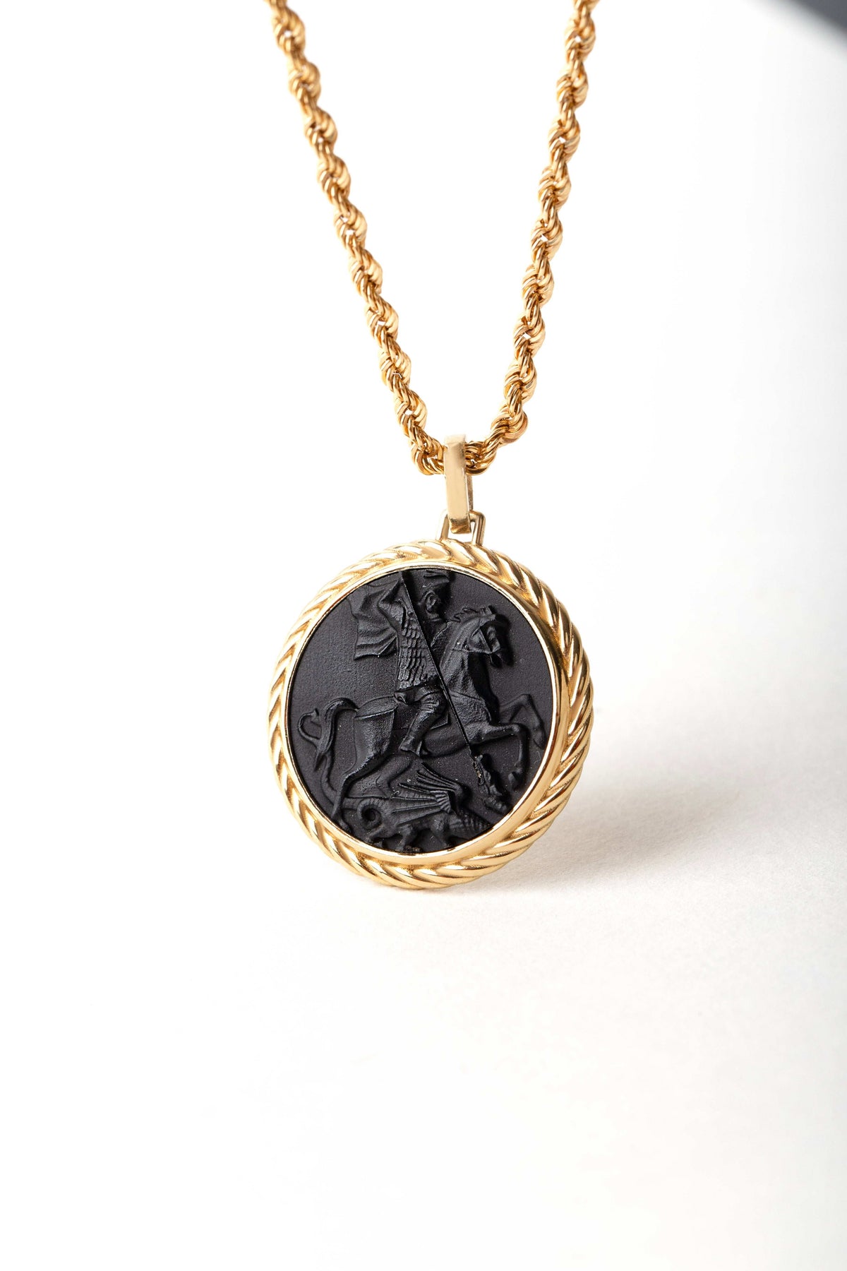 ONYX SAINT GEORGE NECKLACE