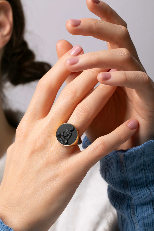 ONYX BUDDHA RING