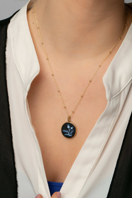 SARDONYX THISTLE NECKLACE