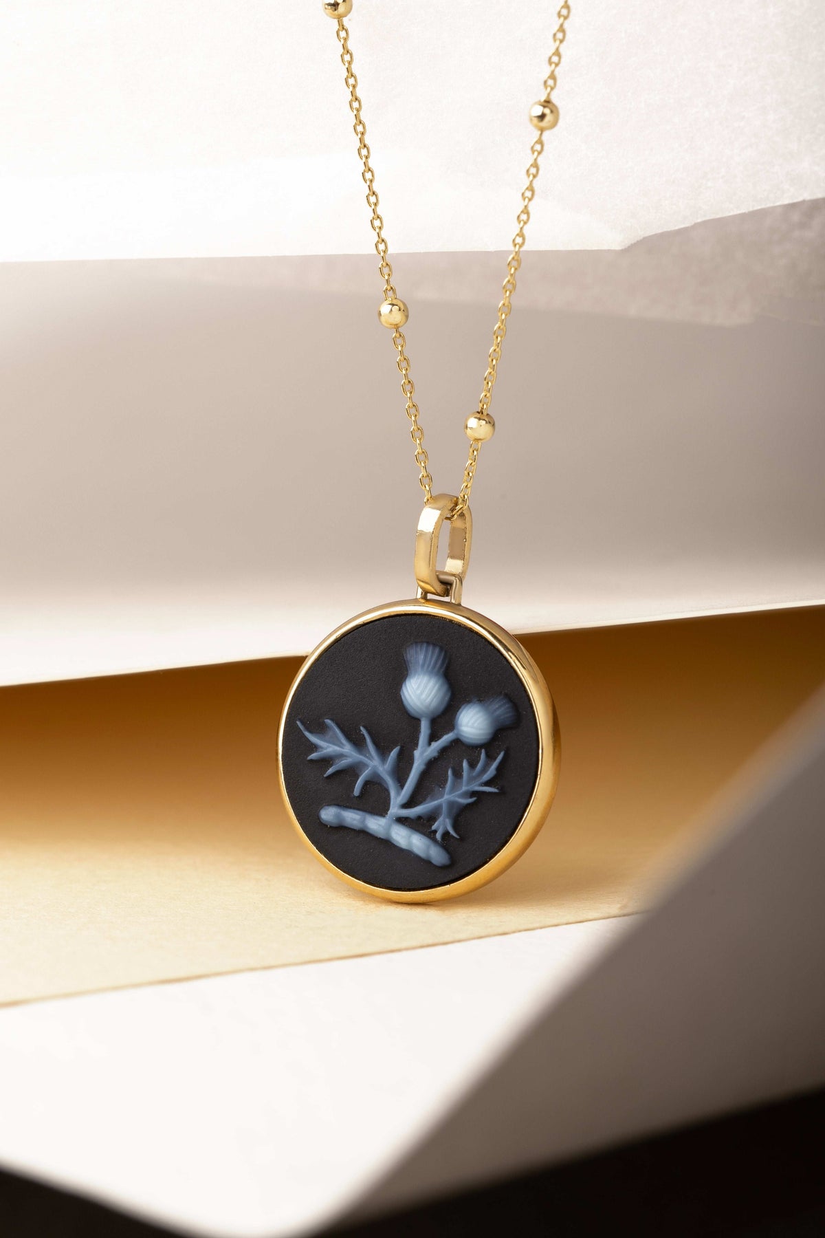 SARDONYX THISTLE NECKLACE