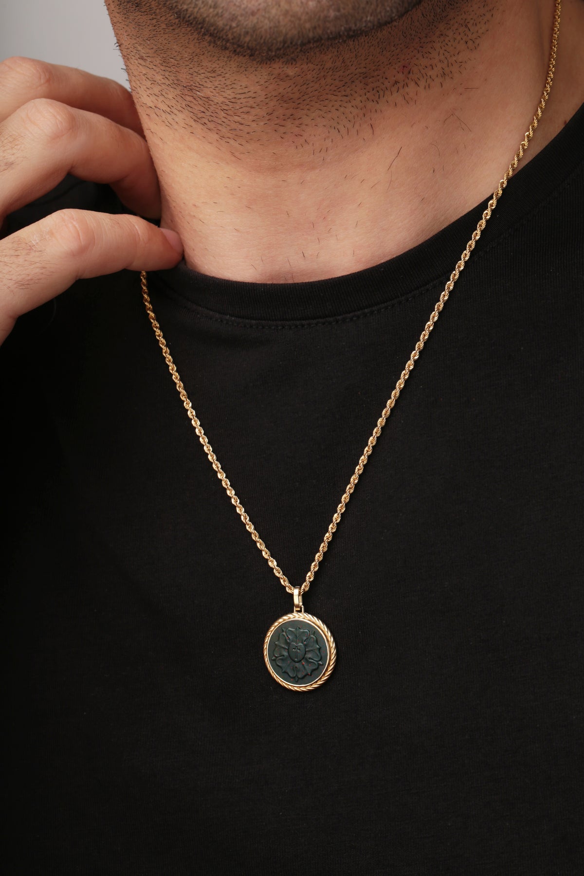 BLOODSTONE LUTHER ROSE NECKLACE