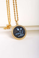 SARDONYX THISTLE NECKLACE