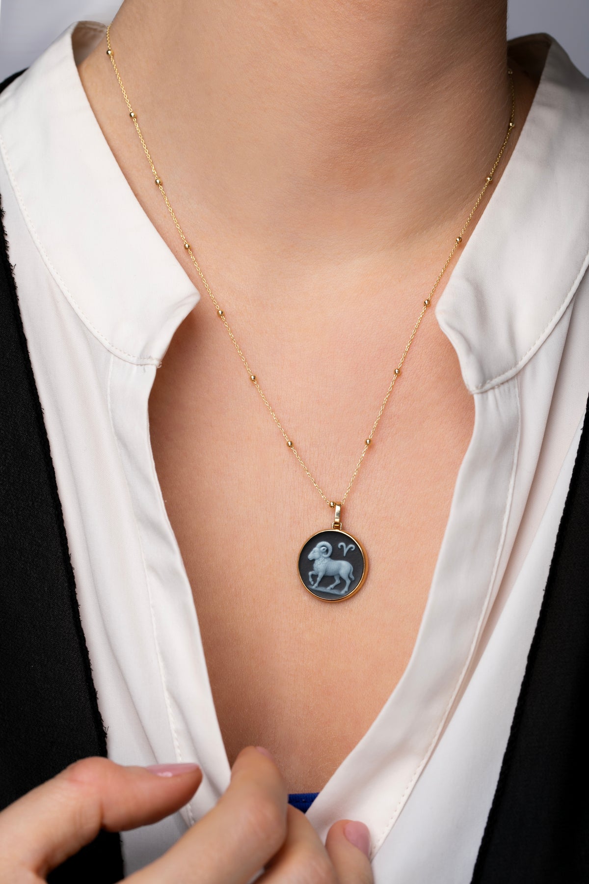 SARDONYX ARIES NECKLACE