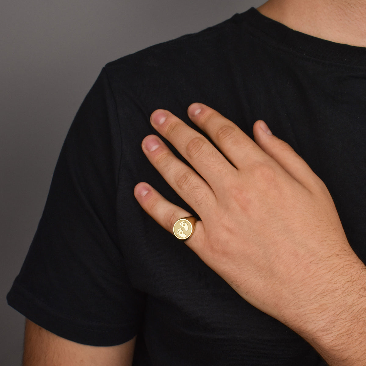 14K Gold Baby Feet Signet Ring