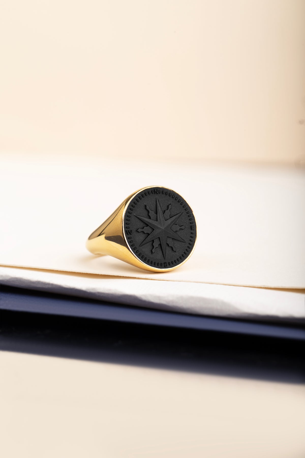 ONYX COMPASS RING