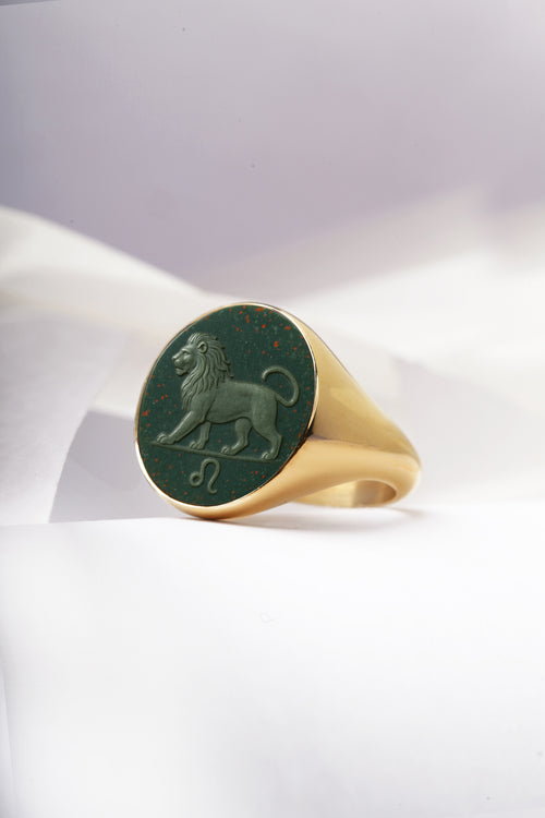 BLOODSTONE LEO RING