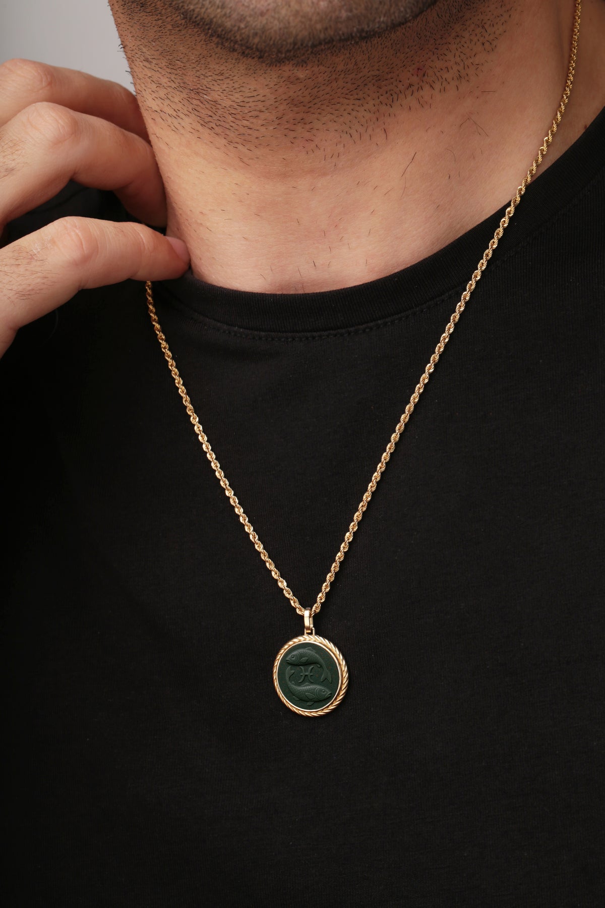 BLOODSTONE PISCES NECKLACE