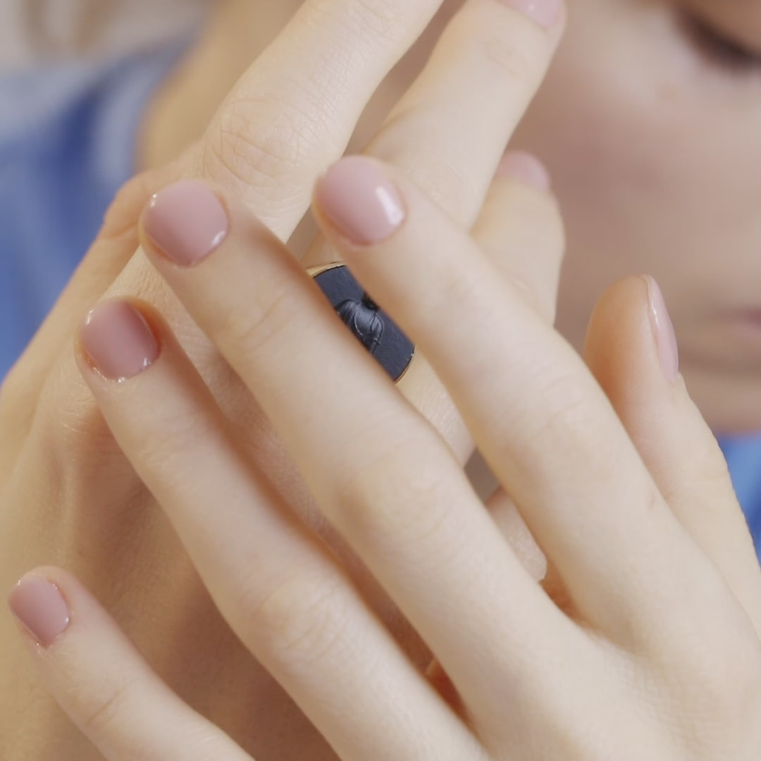 ONYX BUDDHA RING