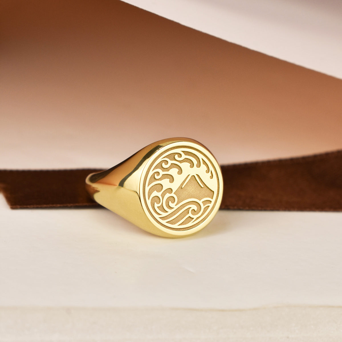 14K Gold Mount Fuji Wave Signet Ring