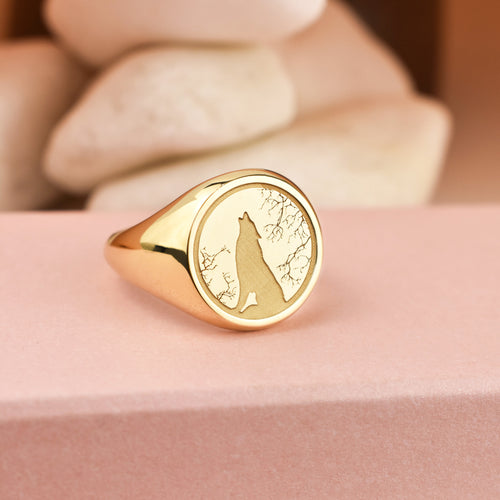 14K Gold Howling Wolf Signet Ring